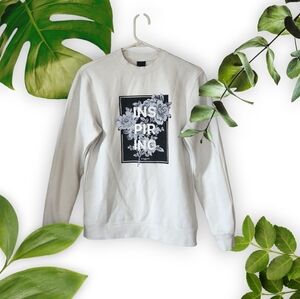 H & M Inspiring White Crew Neck Sweatshirt. Size S